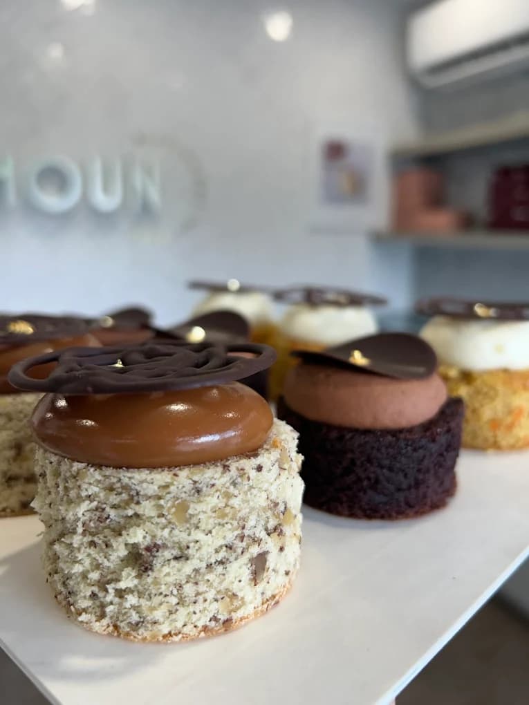 Pichoun — imagen de visítanos